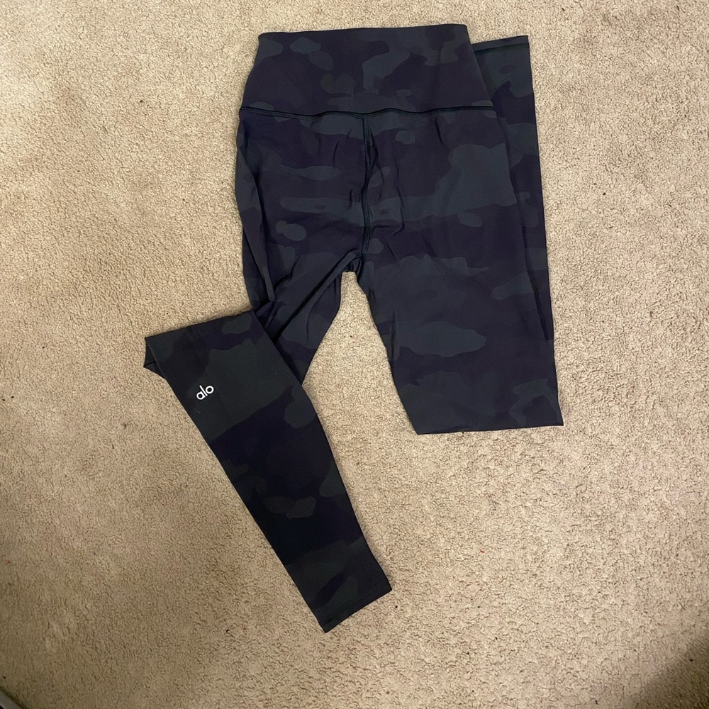 Alo Leggings